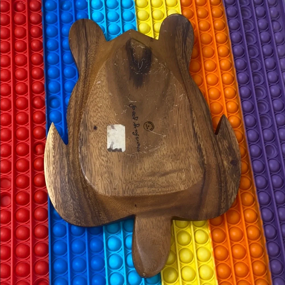 Wooden sea Turtle Shaped Serving Tray vintage Charcuterie Board / tray - Picture 3 of 11